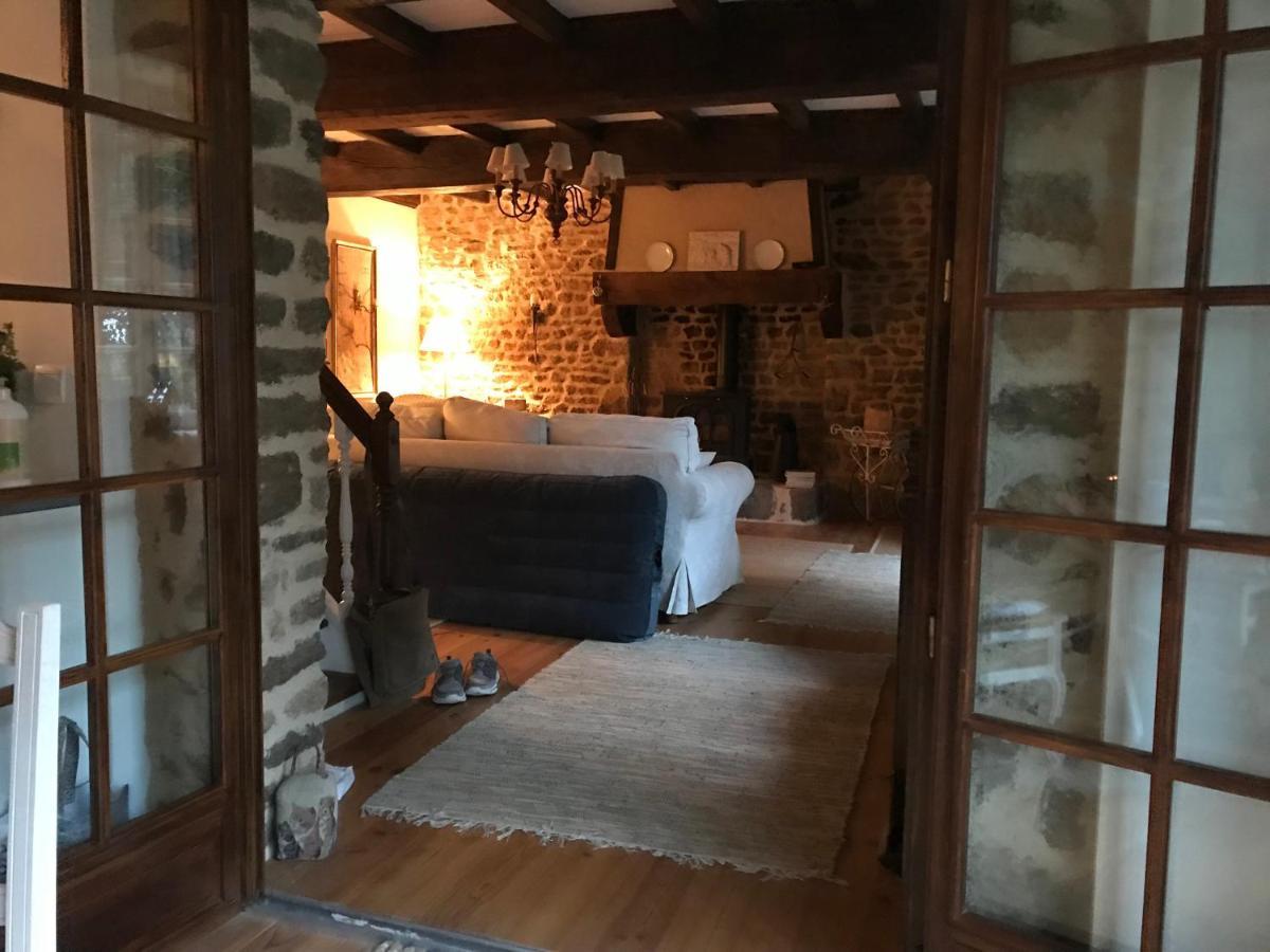 Le Jardin Des Fees Bed and Breakfast Savigny-le-Vieux Eksteriør billede