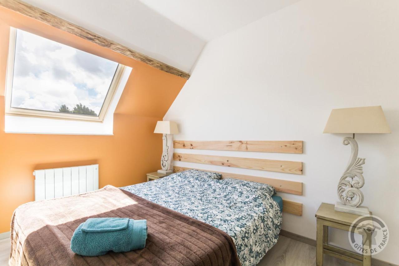 Le Jardin Des Fees Bed and Breakfast Savigny-le-Vieux Eksteriør billede